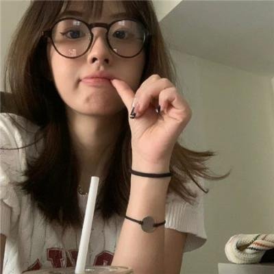 穿书反派总裁的逆袭之路